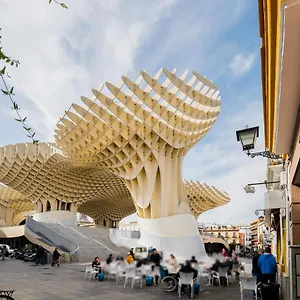 https://anfitrin-sevilla-6.es-andalucia.com
